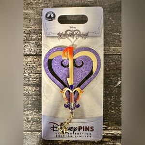 Disney Kingdom Hearts pin 2/12 Aladdin

Limited Edition Pin